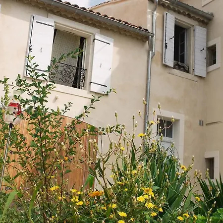 Provencal - Saint Marc Nyaraló Forcalquier