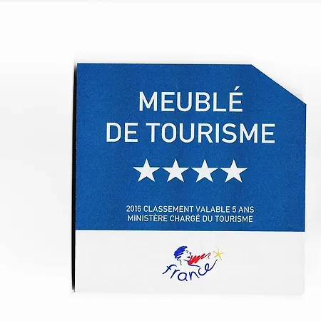 Provencal - Saint Marc Nyaraló Forcalquier