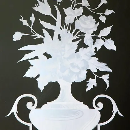 Provencal - Saint Marc Nyaraló *